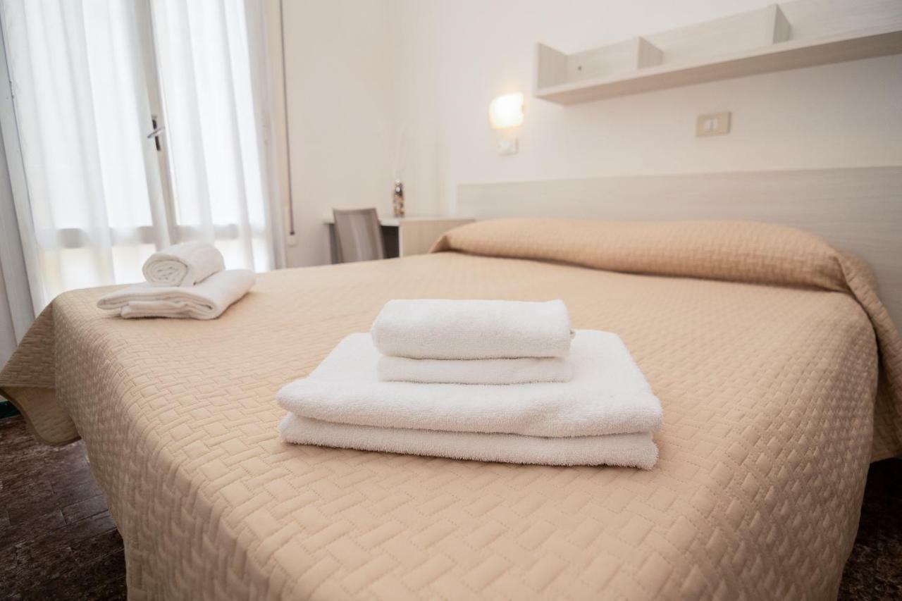 Hotel Napoleon Riccione Zewnętrze zdjęcie