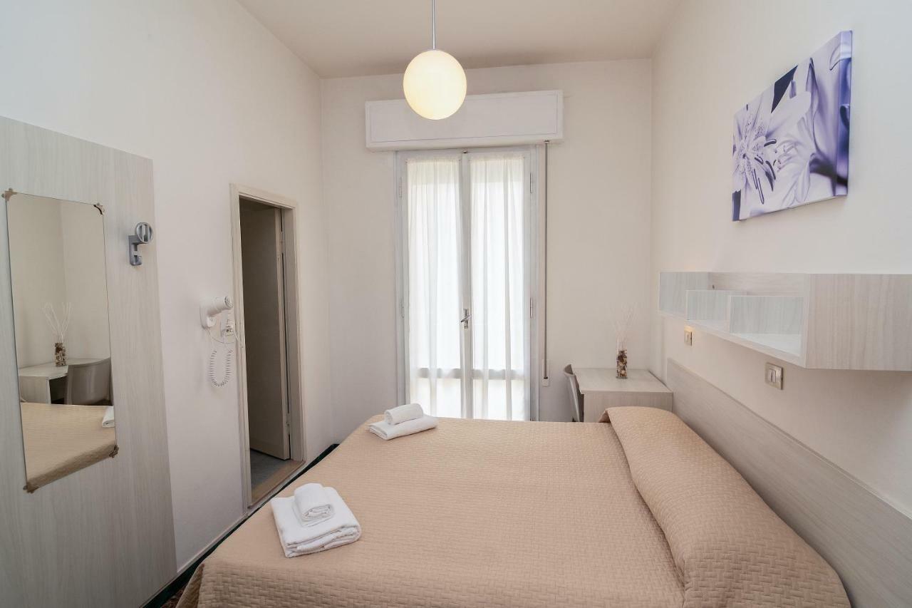 Hotel Napoleon Riccione Zewnętrze zdjęcie